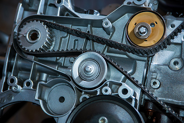 What Is The Difference Between a Timing Belt and Timing Chain | University Chevron